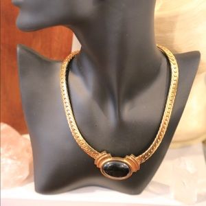 🌟NAPIER Vintage Gold & Faux Onyx Herringbone Collar Necklace 🌟